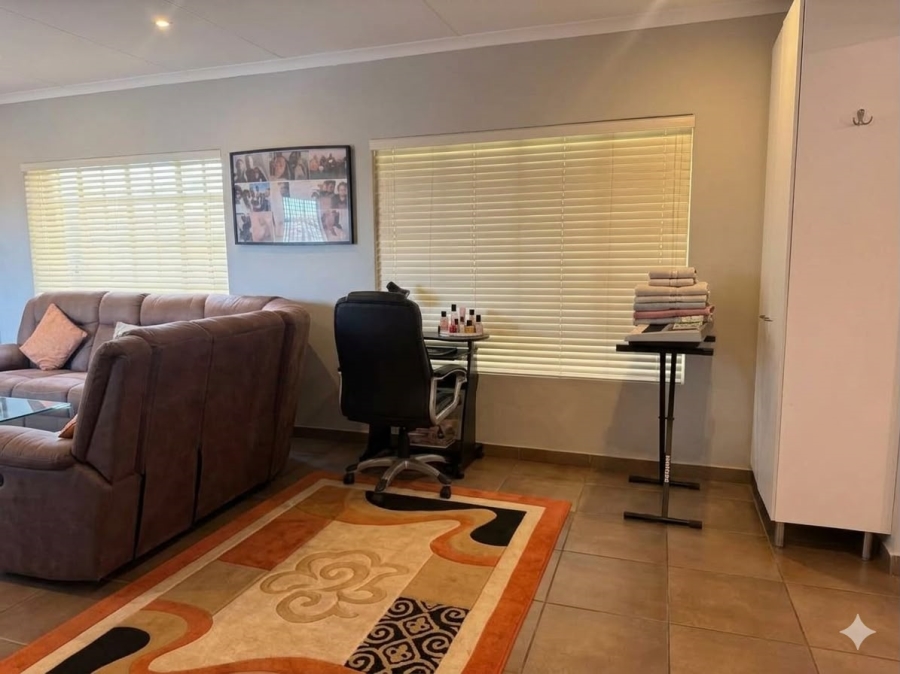 3 Bedroom Property for Sale in Waterkloof East North West